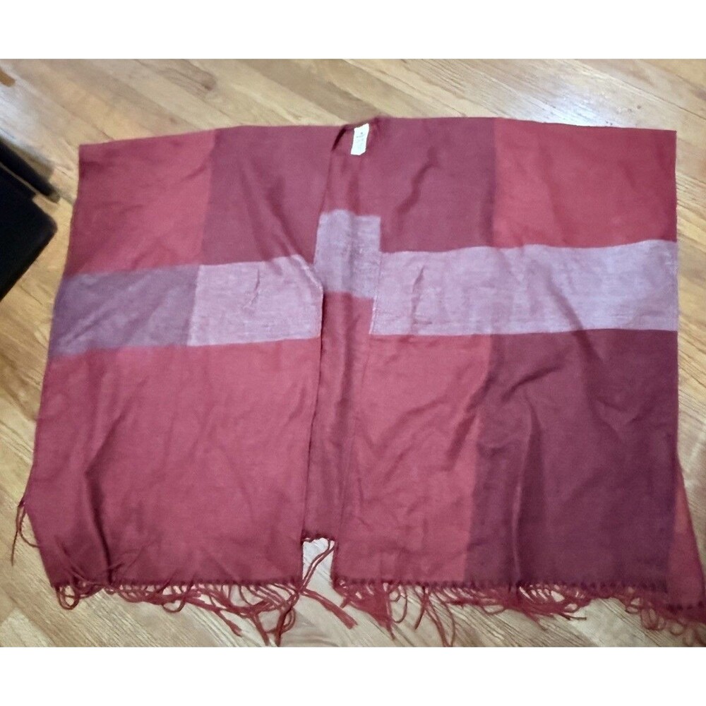 Woolrich Plaid Poncho Cape One Size Burgundy Red Blanket Wrap Shawl Fringe